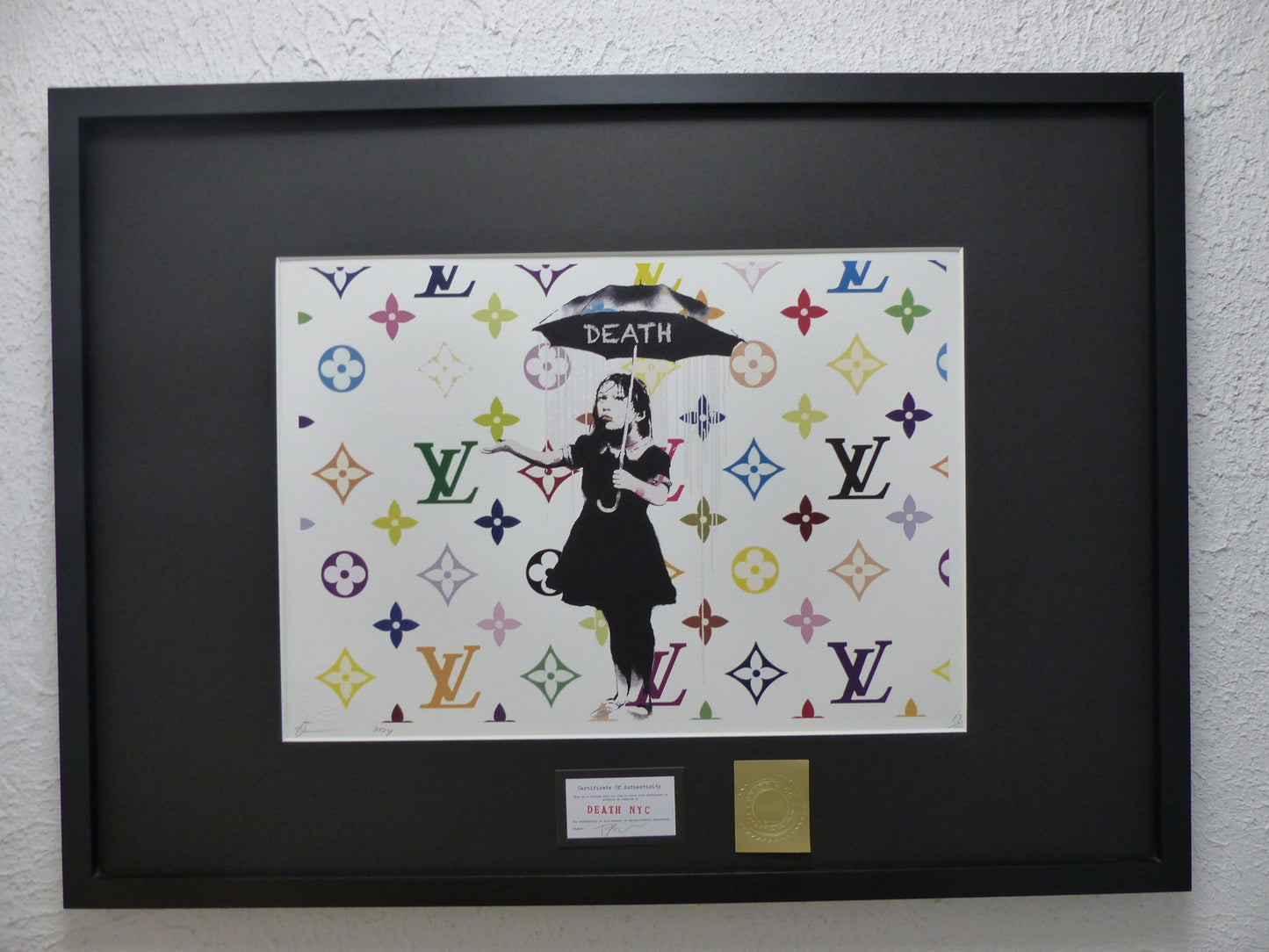DEATH NYC fertig gerahmte Lithografie ltd.Edit. of  "Banksy Nola in the Rain" 3D Siegel u COA