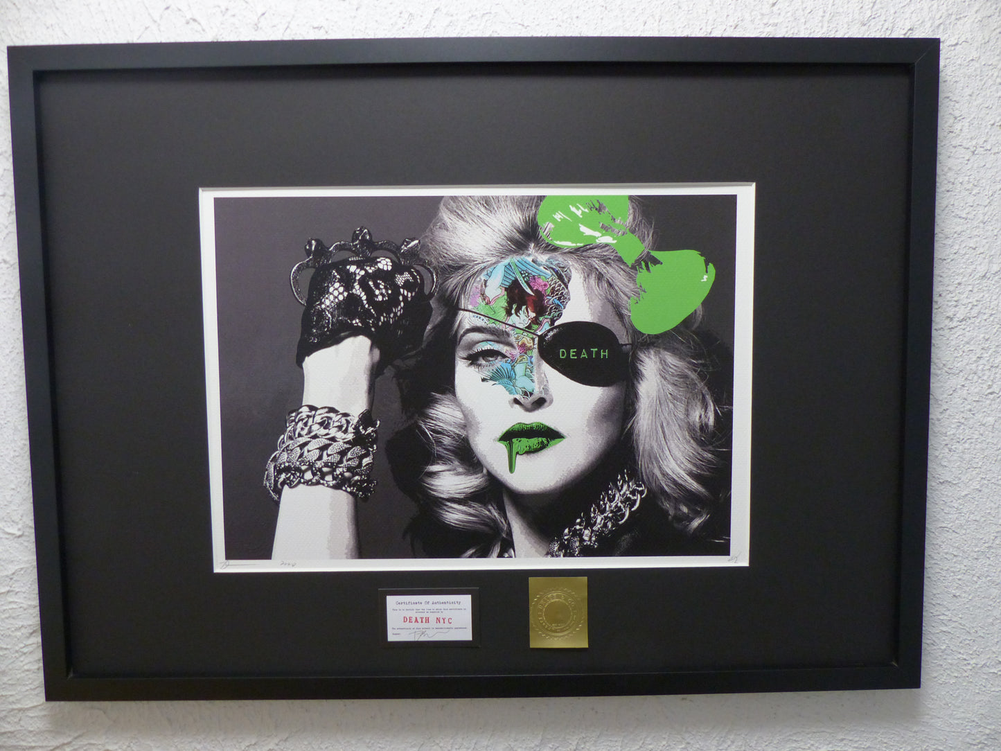 DEATH NYC fertig gerahmte Lithografie ltd Edition of 100"Madonna green" 3D Siegel COA