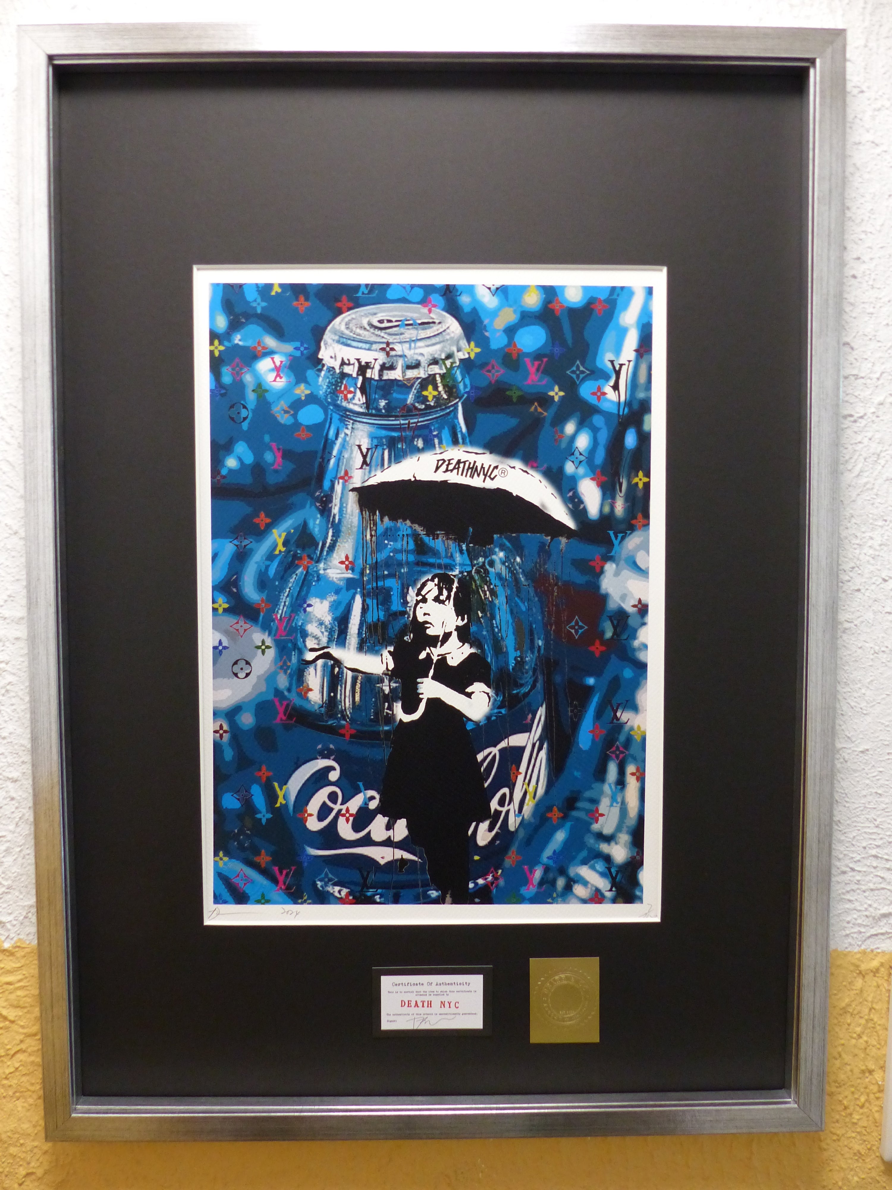 DEATH NYC fertig gerahmt Lithografie ltd. Edit. of 120  "Umbrella Girl" 3D Siegel COA