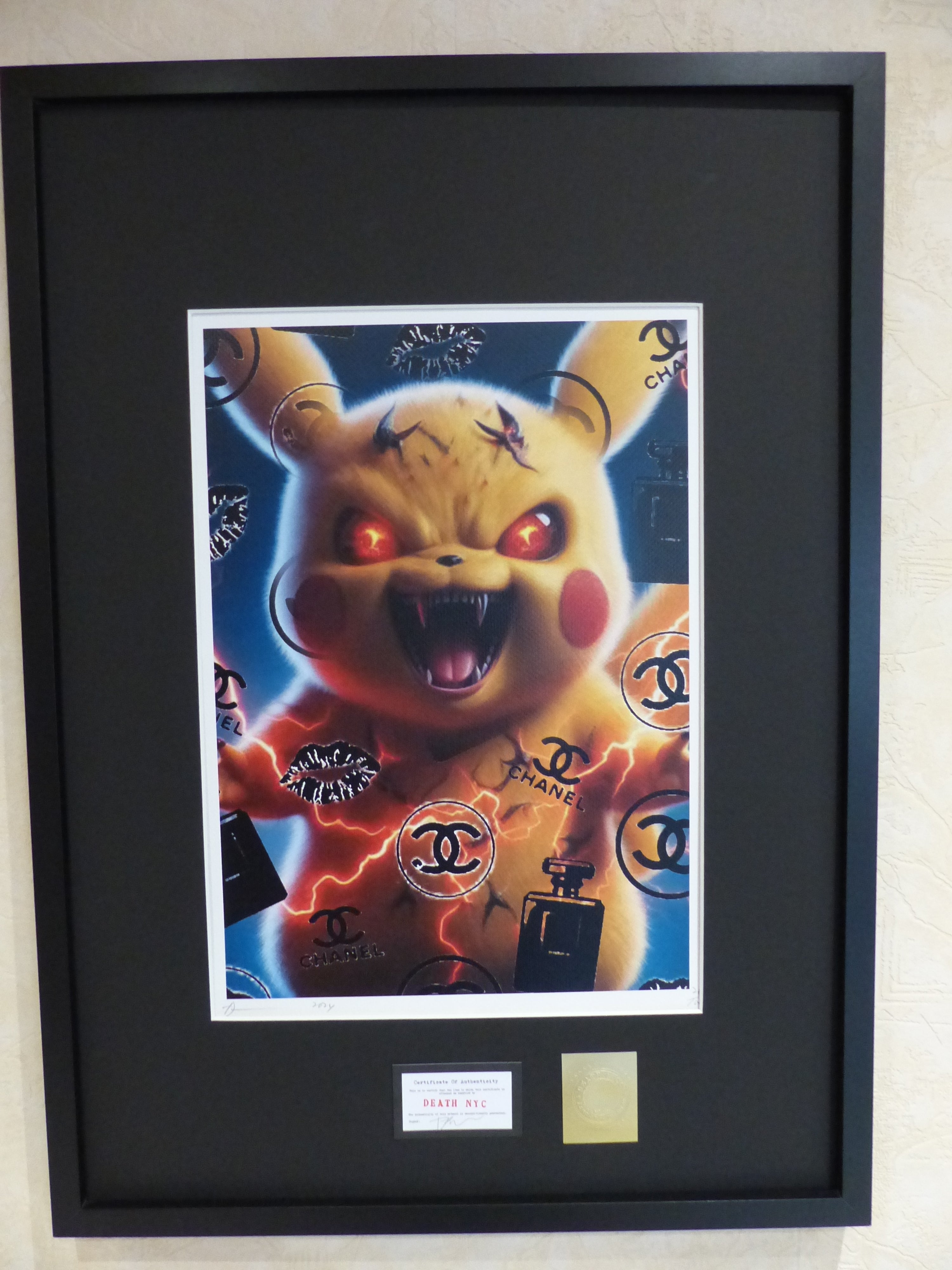 DEATH NYC fertig gerahmte Lithografie ltd. Edition of 100 "Angry Pokemon" 3D Siegel and COA