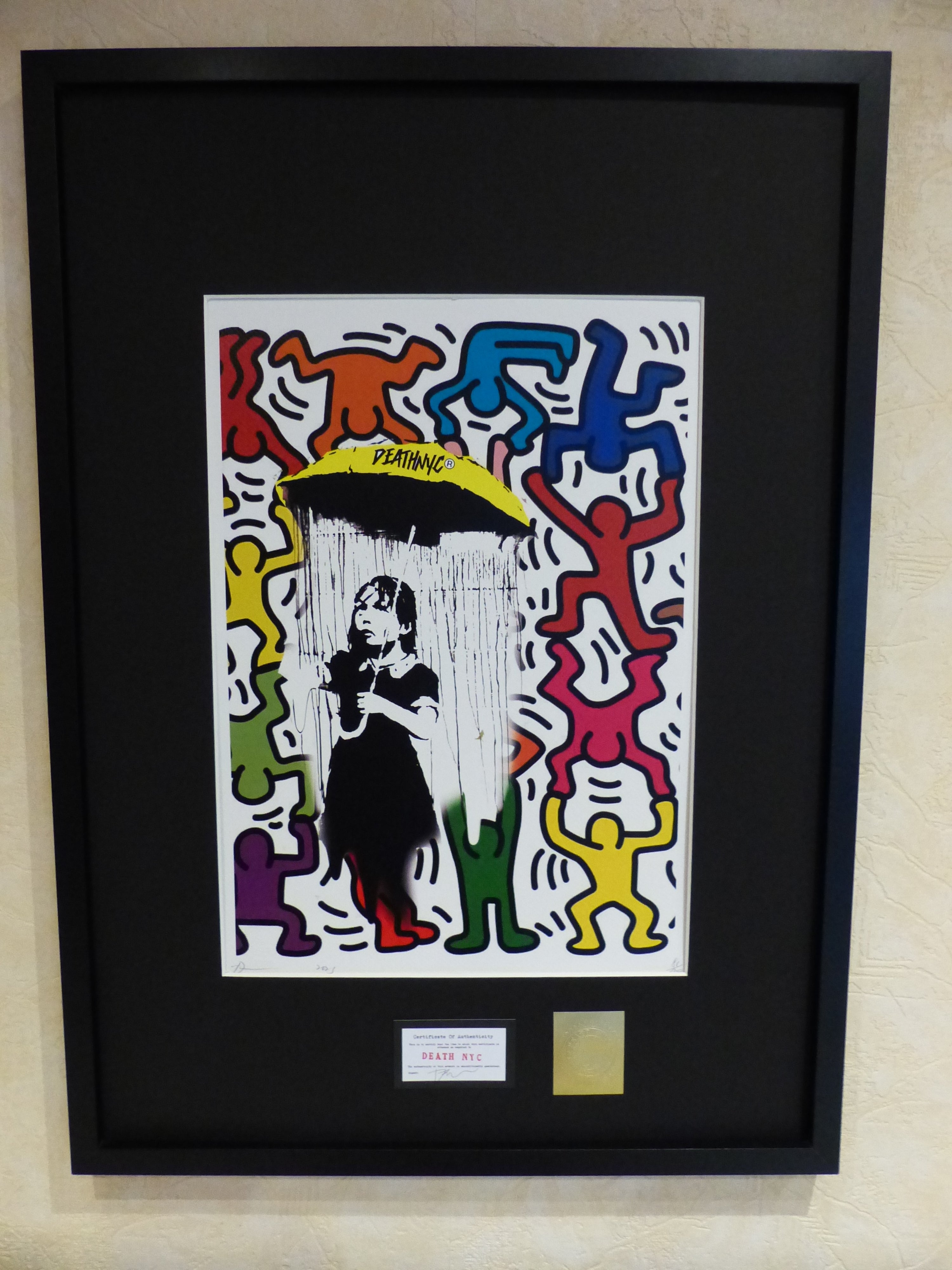DEATH NYC fertig gerahmte Lithografie ltd. Edit. of 120"Banksy Umbrella Girl Keith Haring" 3D Siegel COA
