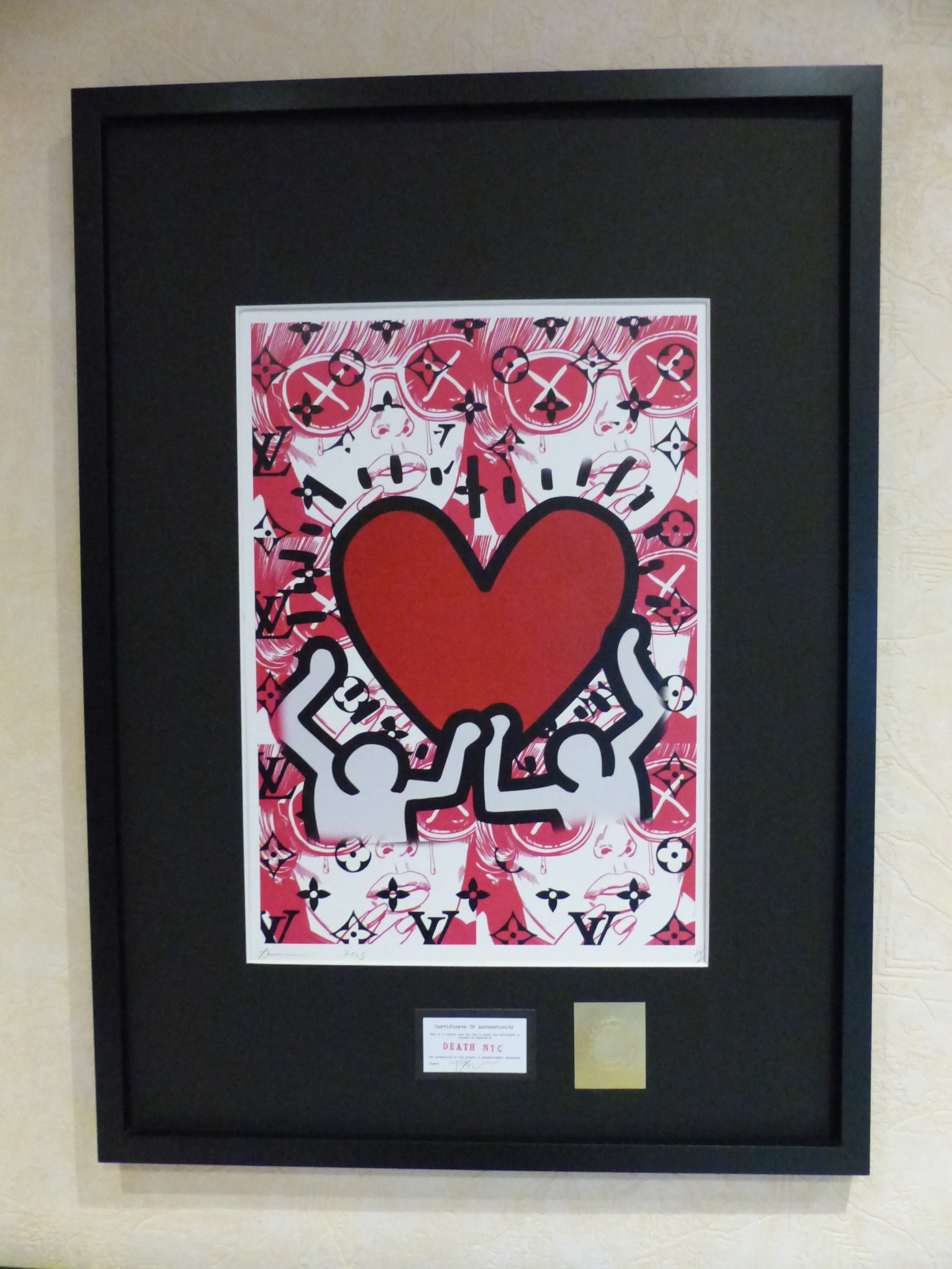 DEATH NYC fertig gerahmte Lithografie ltd.Edit. of 100 "Keith Haring Red Heart" 3D Siegel COA