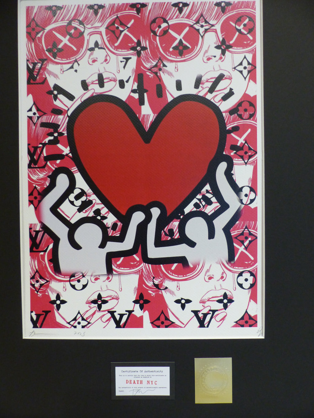 DEATH NYC fertig gerahmte Lithografie ltd.Edit. of 100 "Keith Haring Red Heart" 3D Siegel COA