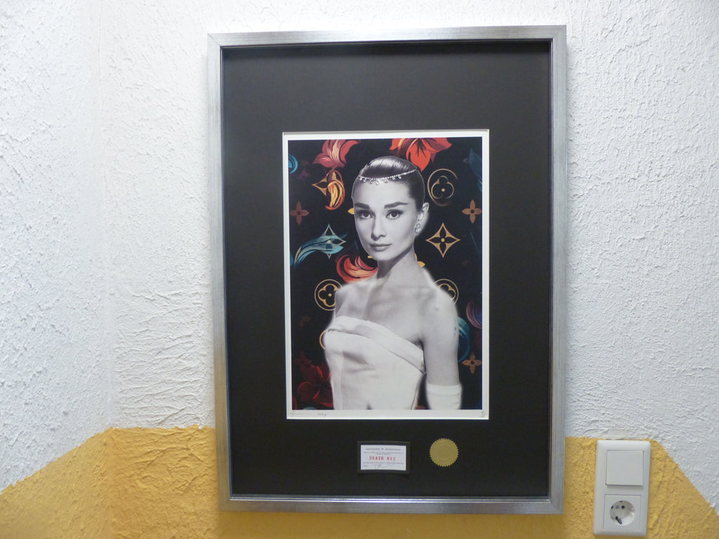 DEATH NYC "GERAHMT" Lithografie ltd.Edit. of 100 "Audrey Heburn " 3D Siegel COA